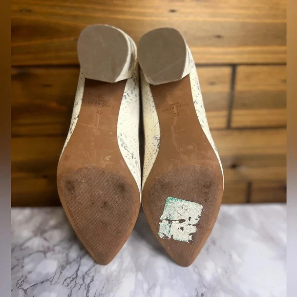 Cole Haan woman’s Karena Chalk Python Print Leather Block Heel Pump size 6B - Picture 6 of 7